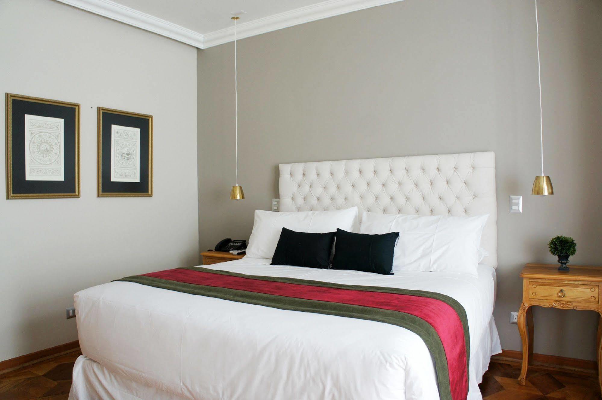 Quiral Hotel Boutique Santiago del Cile Esterno foto