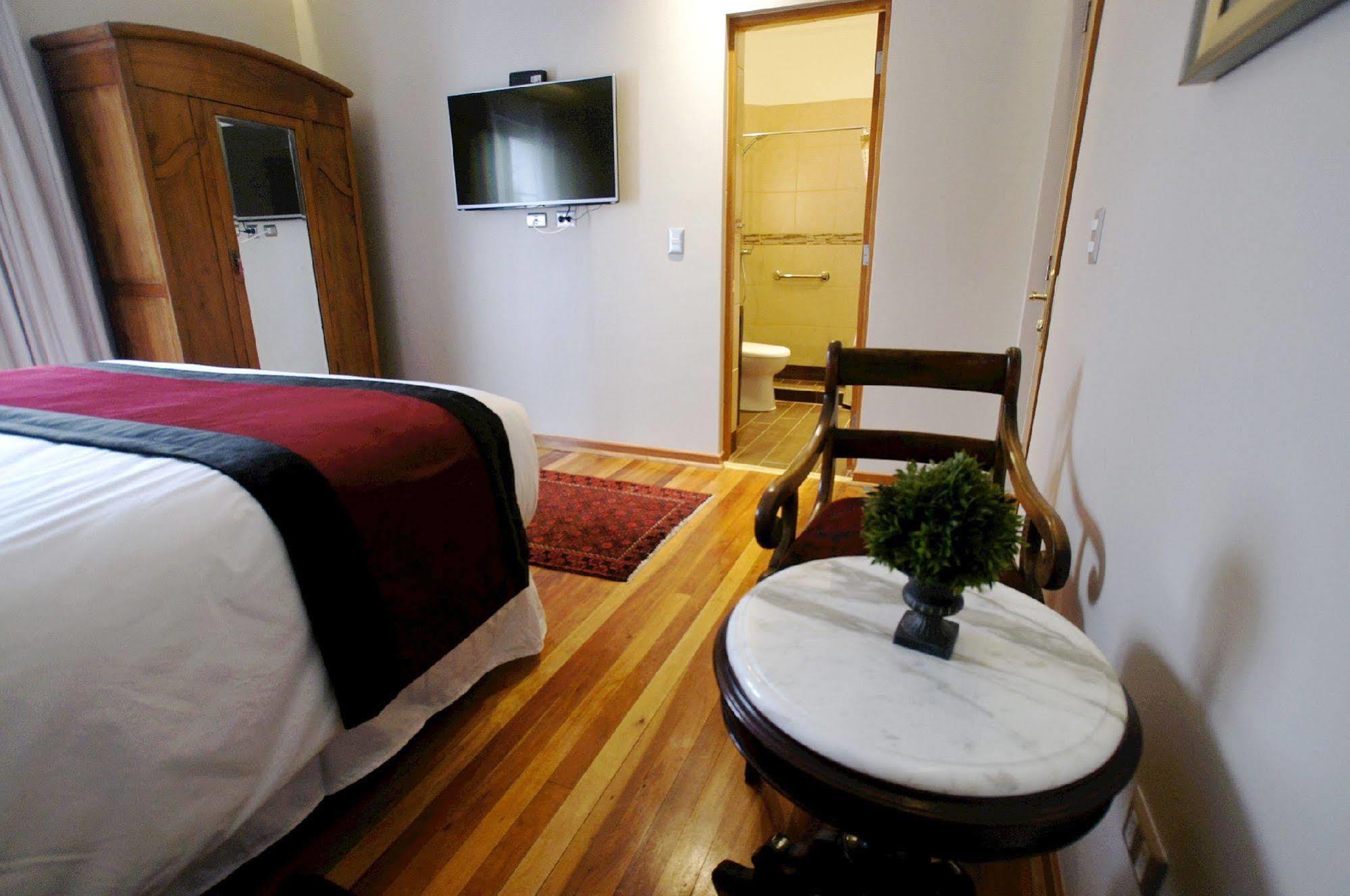 Quiral Hotel Boutique Santiago del Cile Esterno foto
